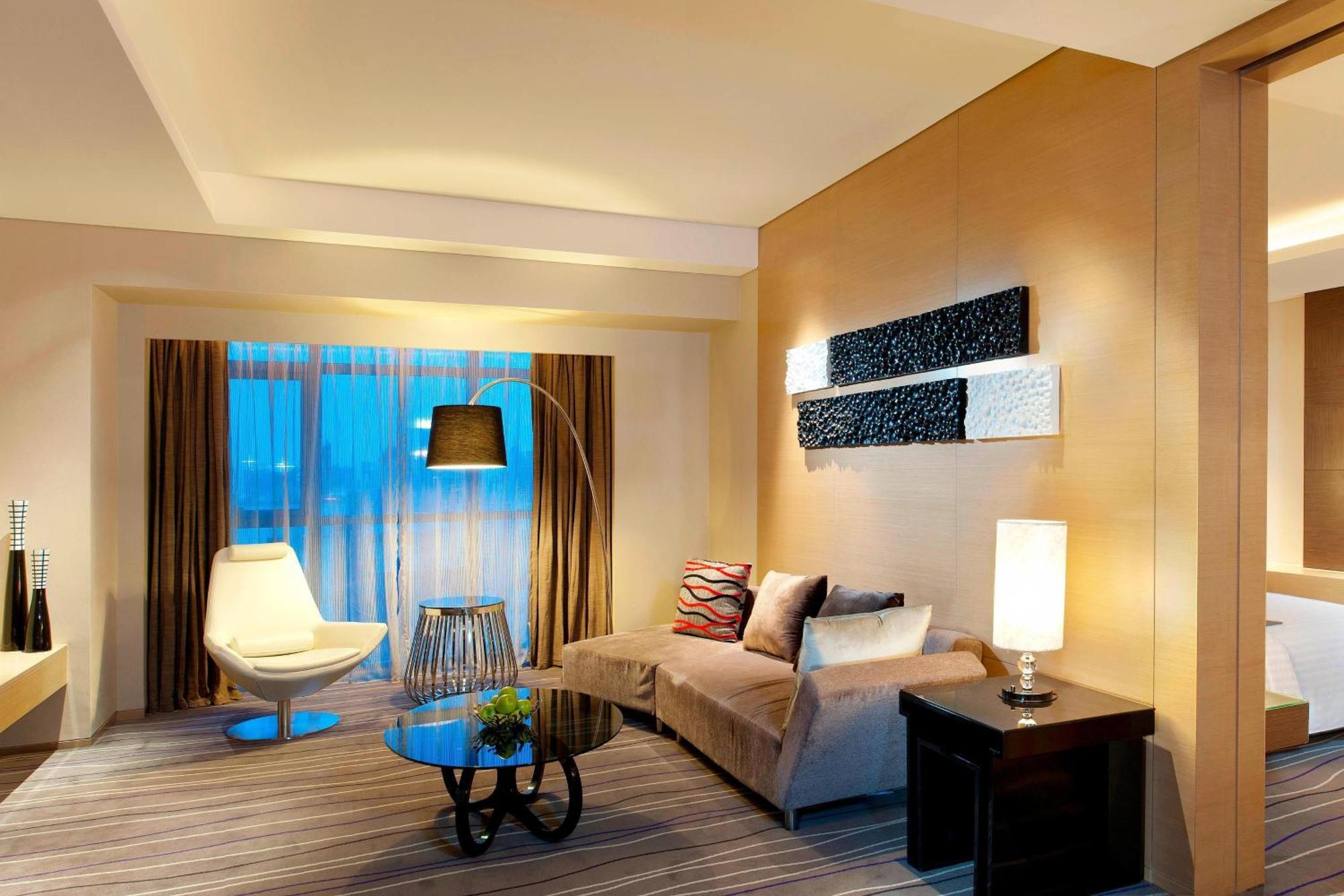 เลอ เมริเดียน ชิงเต่า Hotel ภายนอก รูปภาพ